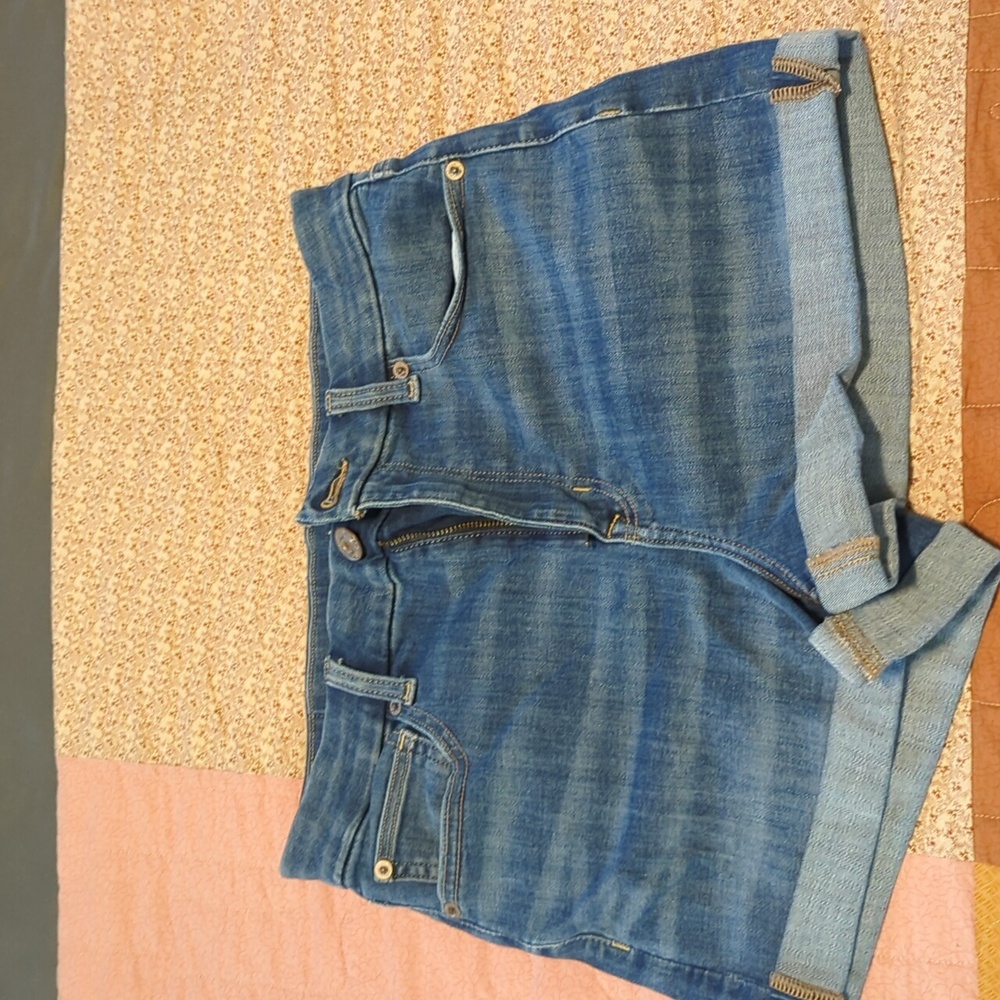 High rise American Eagle shorts